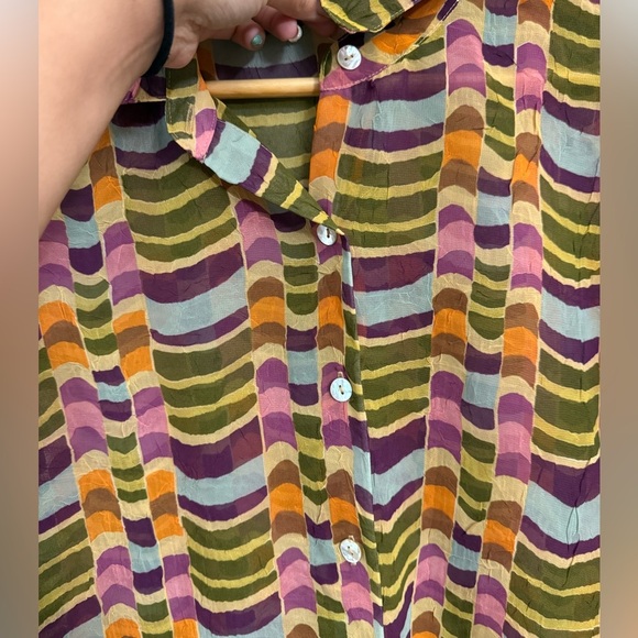 Milano Button-Down Multicolor Patterned Women's Top - Picture 3 of 6